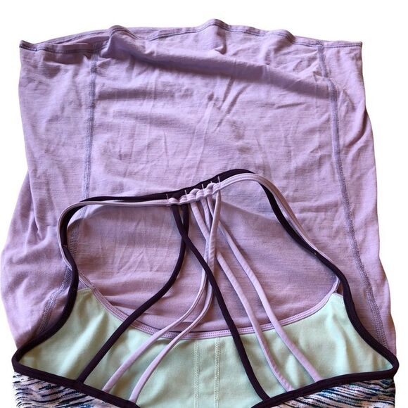 𝅺lululemon Tank Top with Soft Built In  Bra - Picture 5 of 10